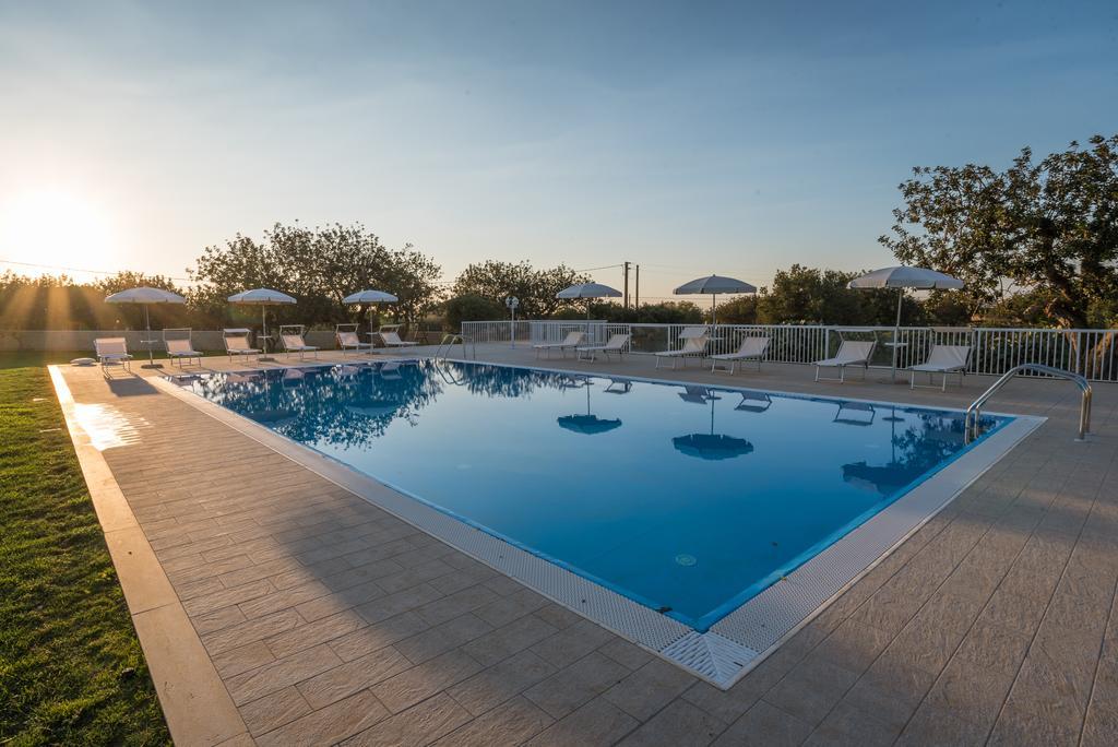 Apartmán Il Giardino Dei Frangipani Santa Croce Camerina Exteriér fotografie