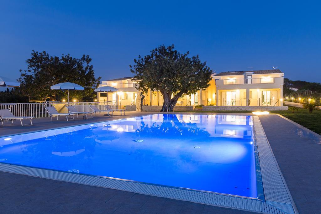 Apartmán Il Giardino Dei Frangipani Santa Croce Camerina Exteriér fotografie