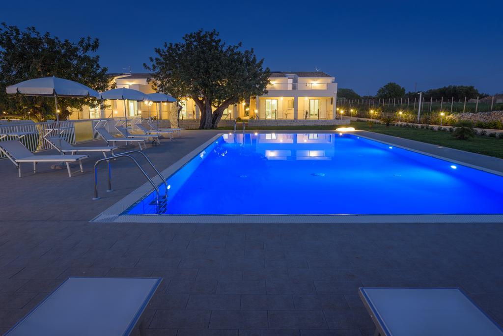 Apartmán Il Giardino Dei Frangipani Santa Croce Camerina Exteriér fotografie