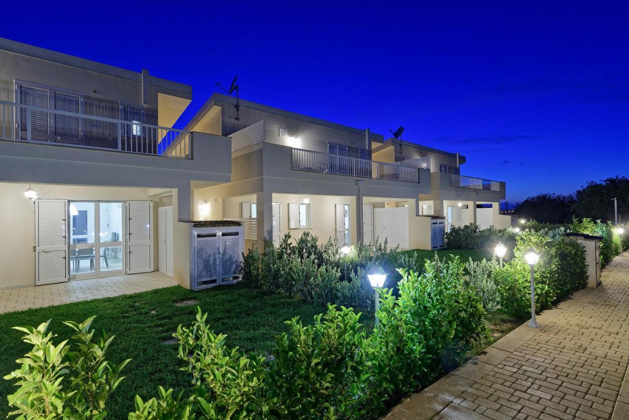 Apartmán Il Giardino Dei Frangipani Santa Croce Camerina Exteriér fotografie
